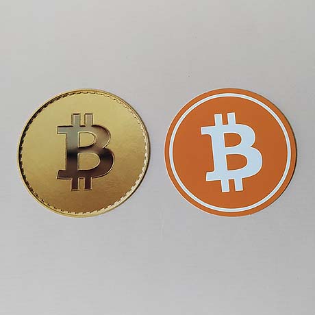 2x neue Papierbitcoins ⌀ 60 mm, 4/4-farbig auf 400 g/qm Karton gedruckt; lieferbar